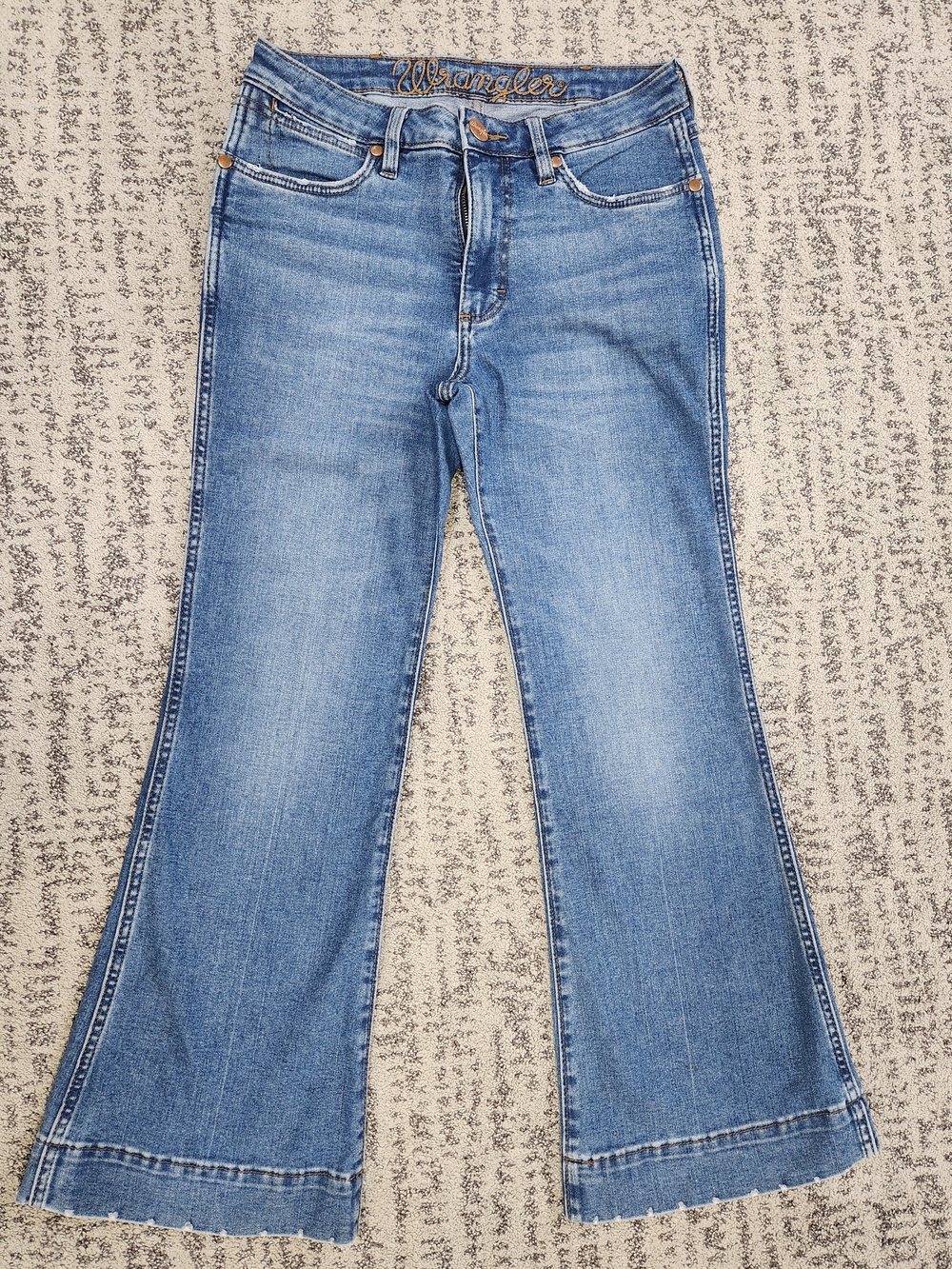 Wrangler Women's Light Blue Wide-Leg Flare Jeans